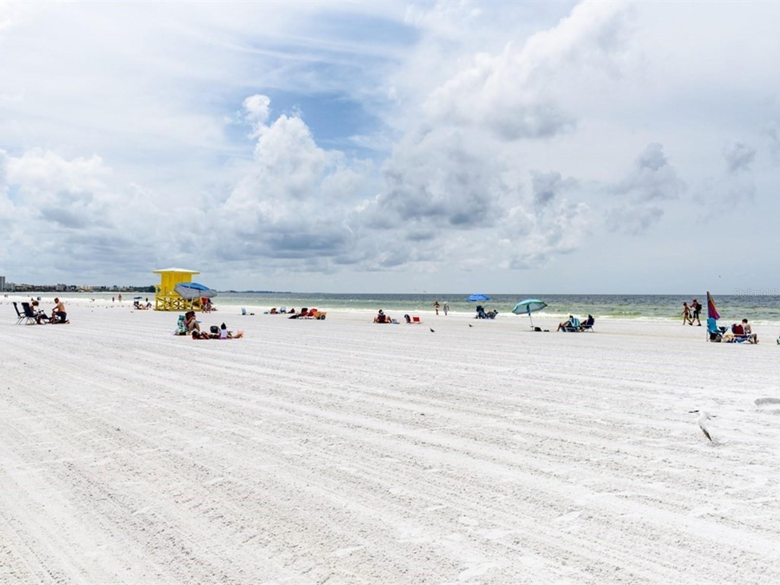 FAIRWAY WOODS - Residential