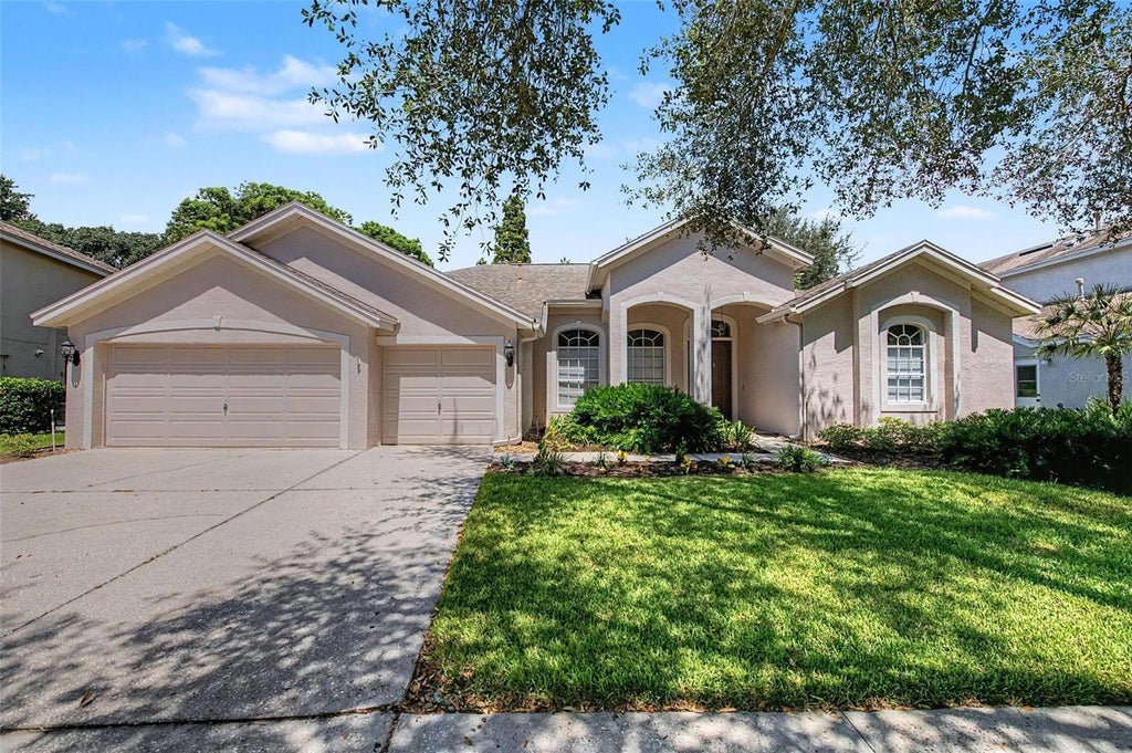 Photo of 19205 Autumn Woods Avenue, Tampa, FL 33647 (MLS # TB8553512)