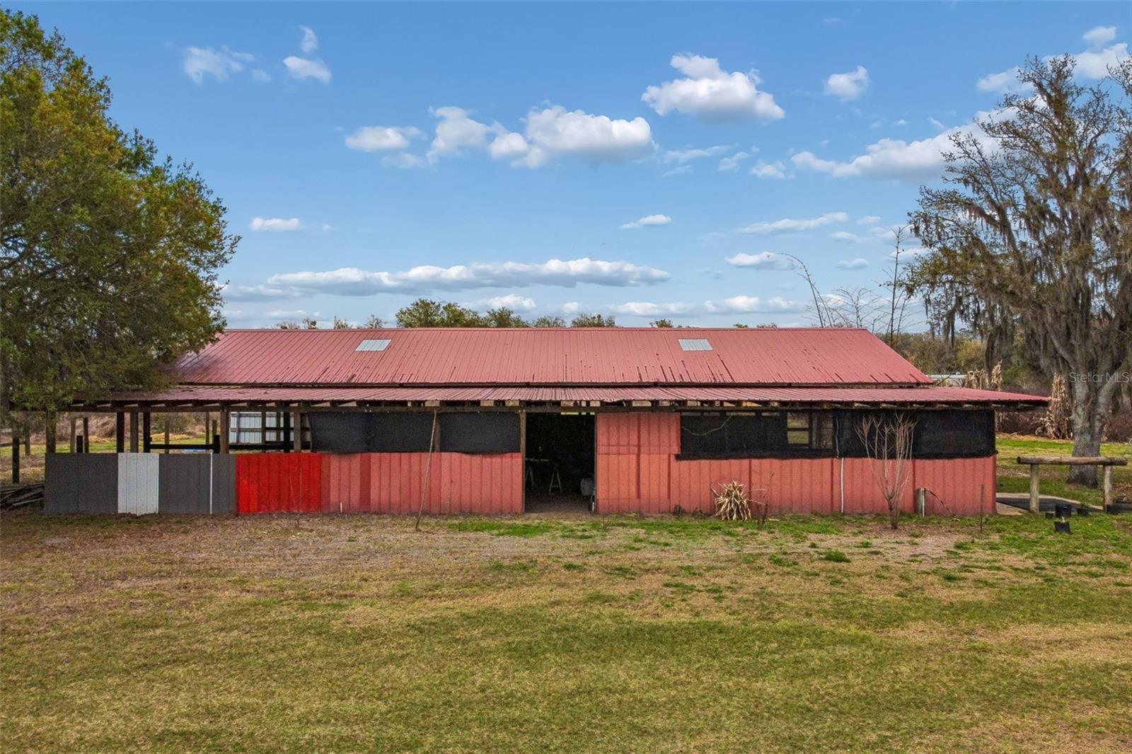 DORMANY COUNTRY ESTATES - Residential