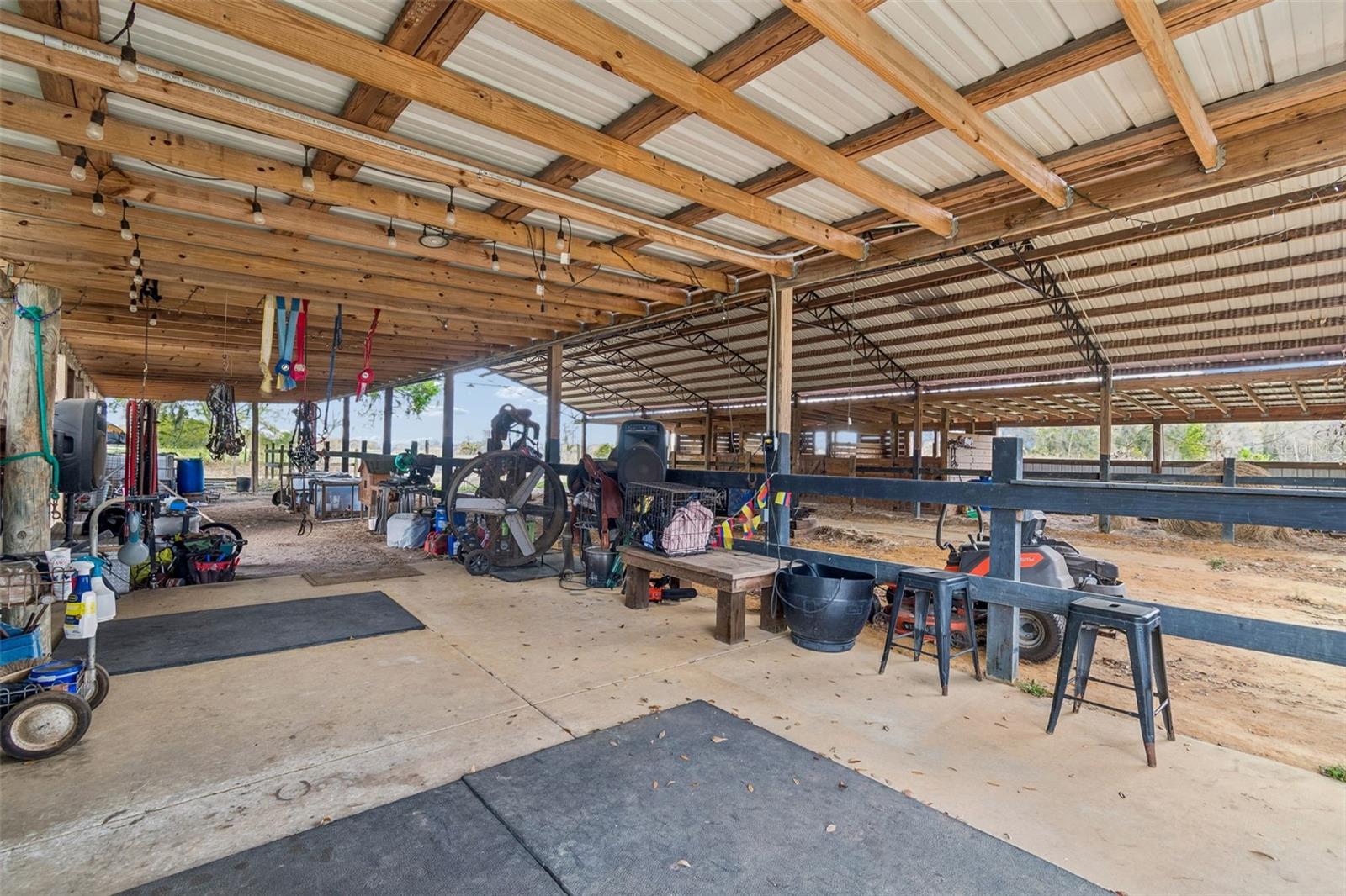 DORMANY COUNTRY ESTATES - Residential