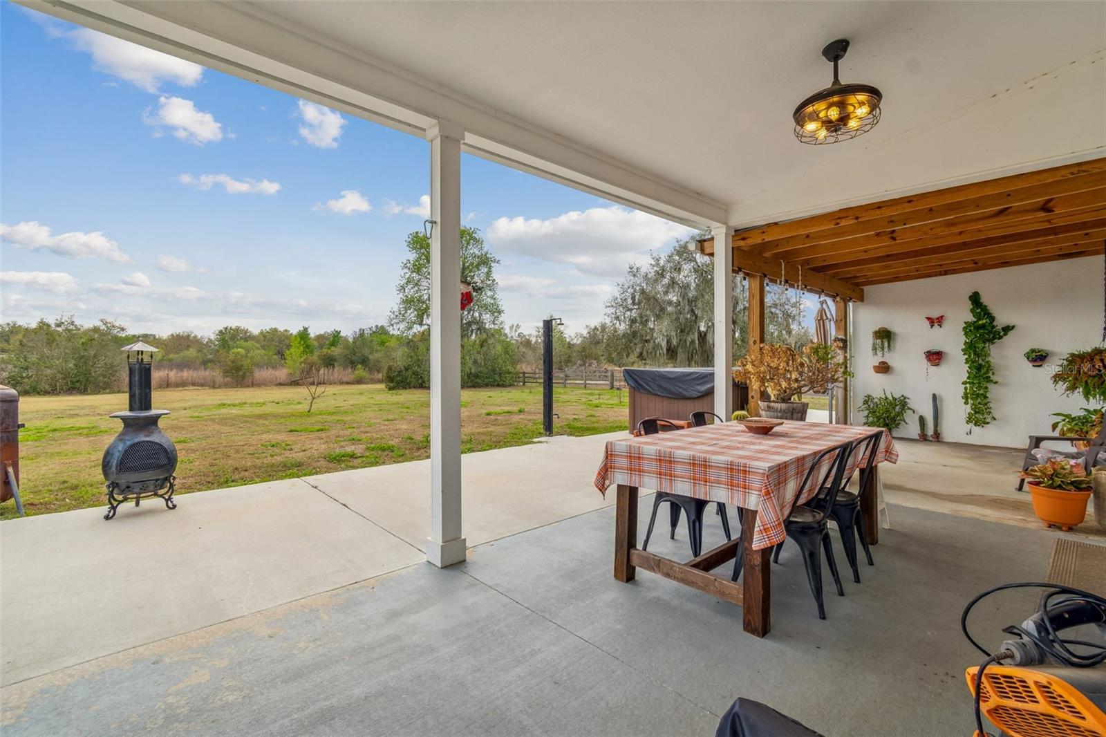 DORMANY COUNTRY ESTATES - Residential