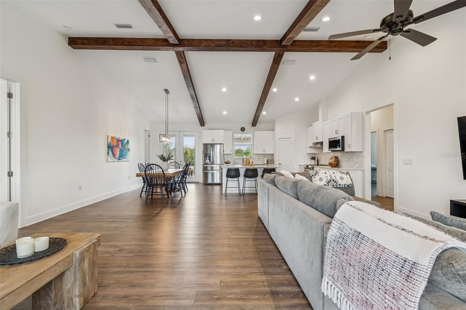 DORMANY COUNTRY ESTATES - Residential