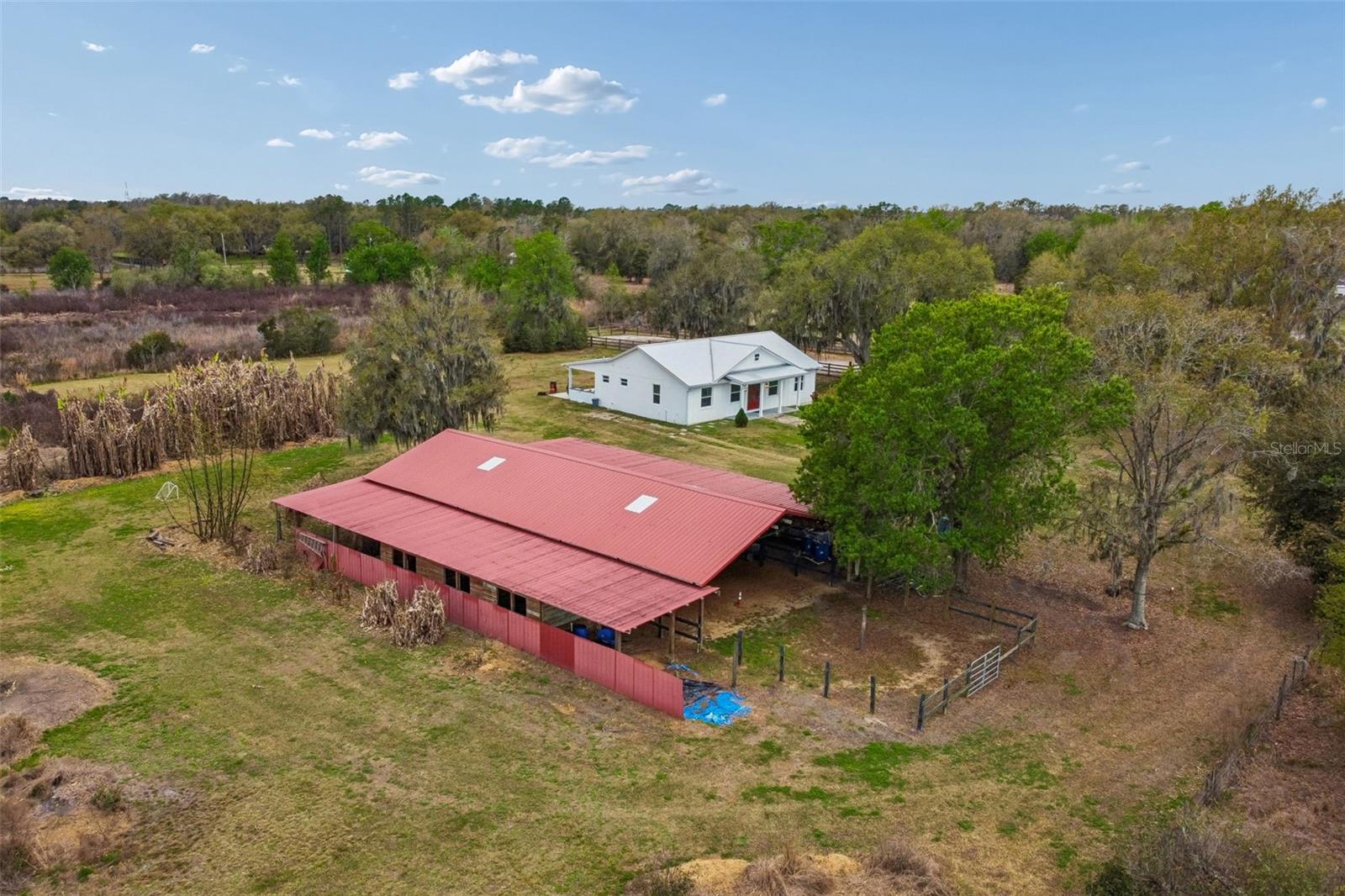 DORMANY COUNTRY ESTATES - Residential