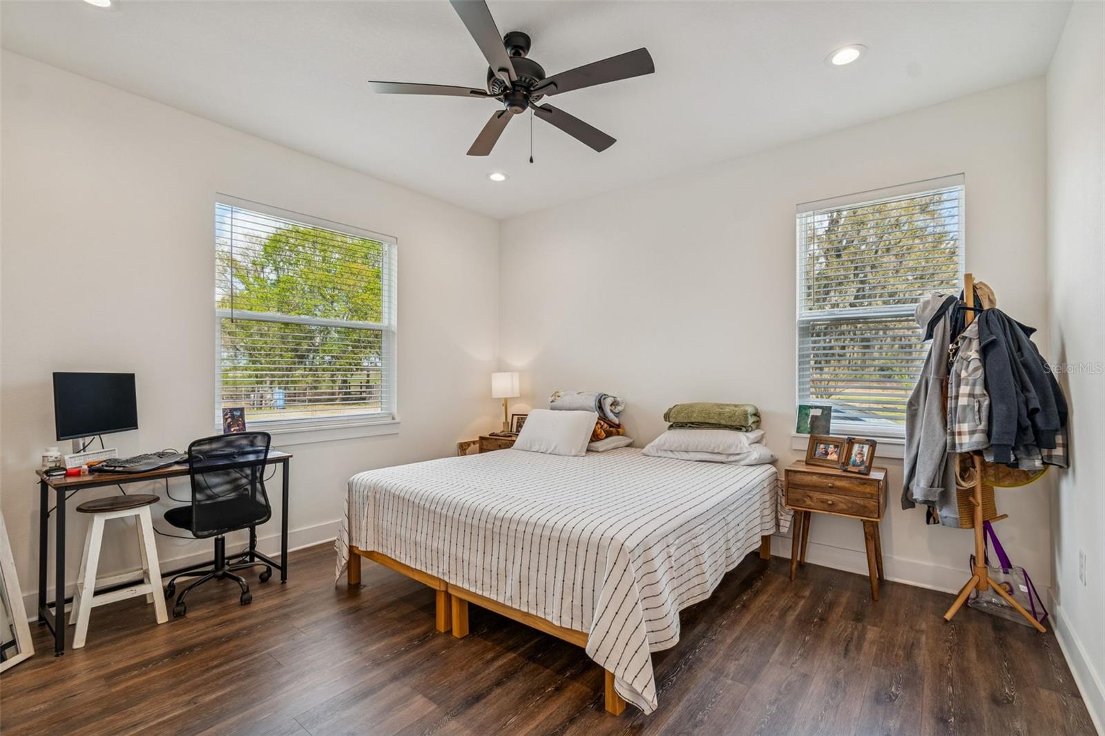 DORMANY COUNTRY ESTATES - Residential