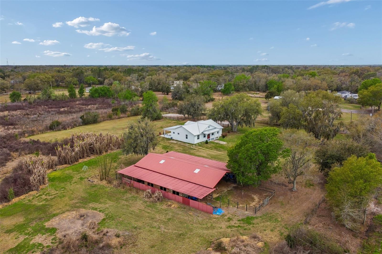 DORMANY COUNTRY ESTATES - Residential