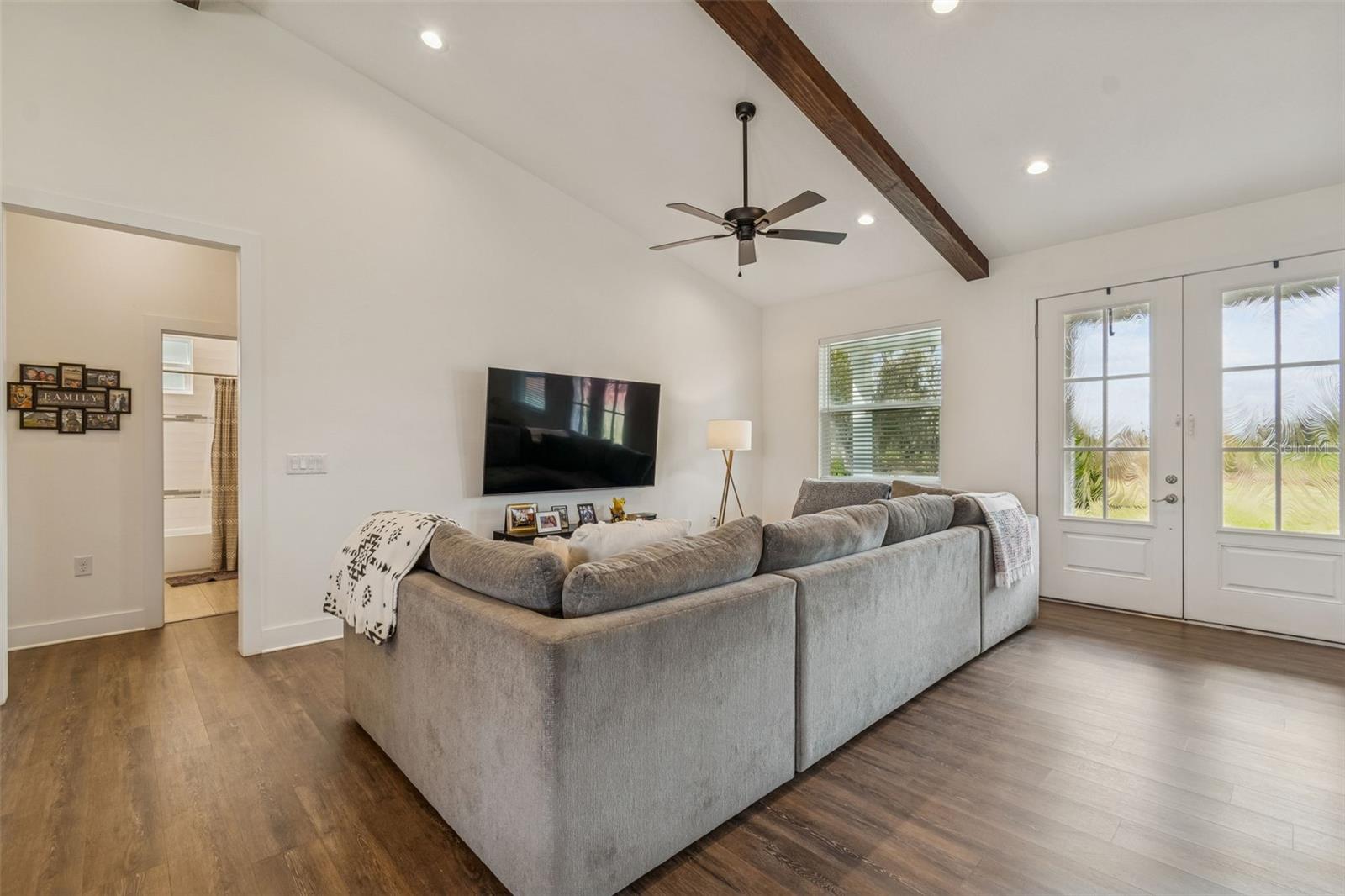 DORMANY COUNTRY ESTATES - Residential