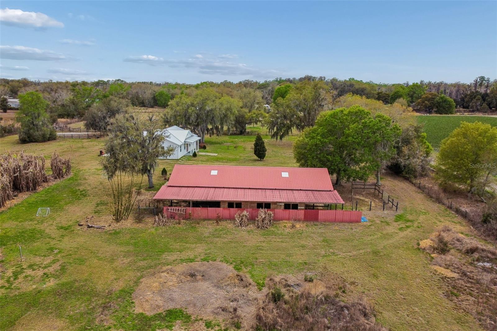 DORMANY COUNTRY ESTATES - Residential