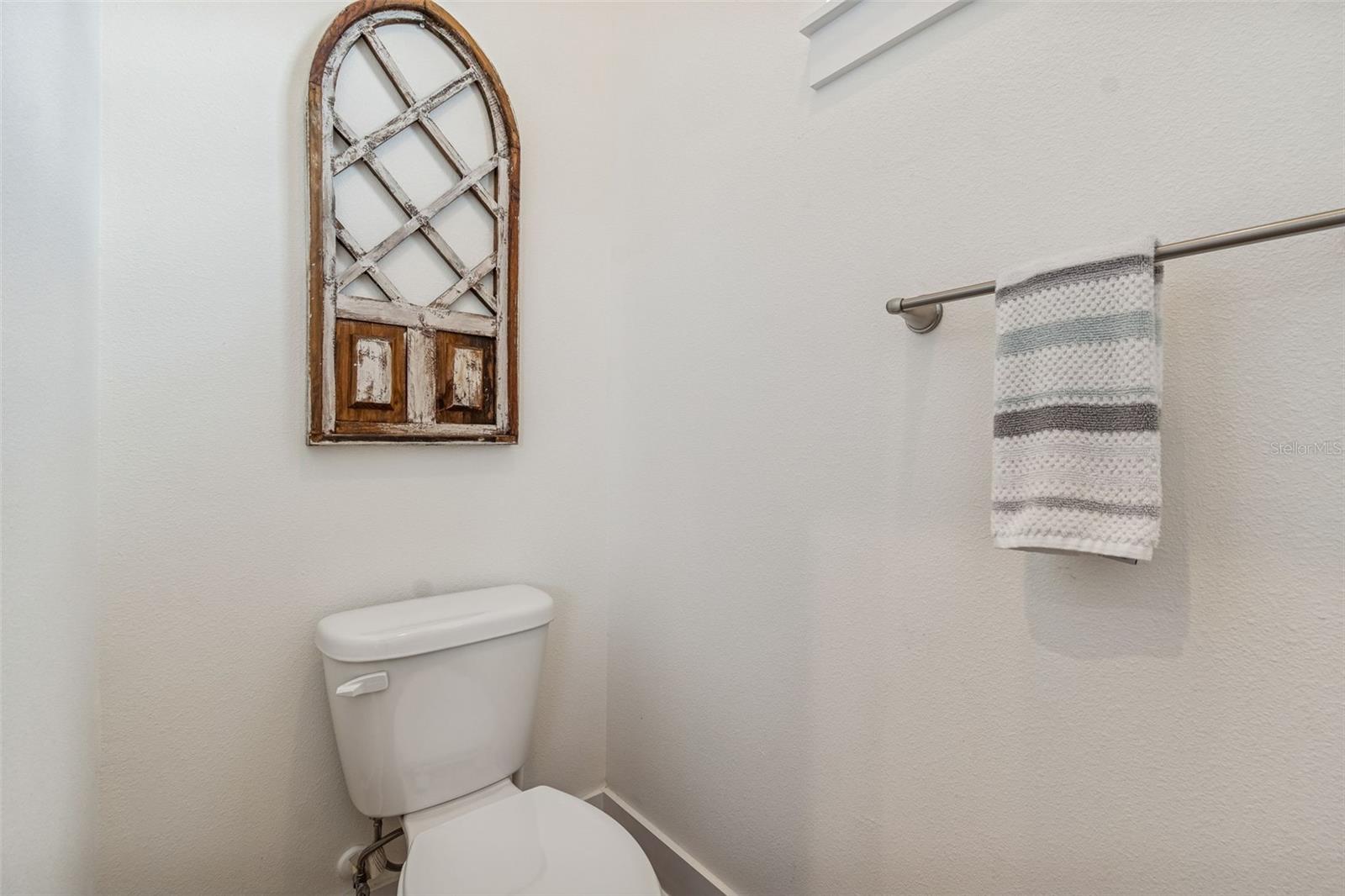 DORMANY COUNTRY ESTATES - Residential