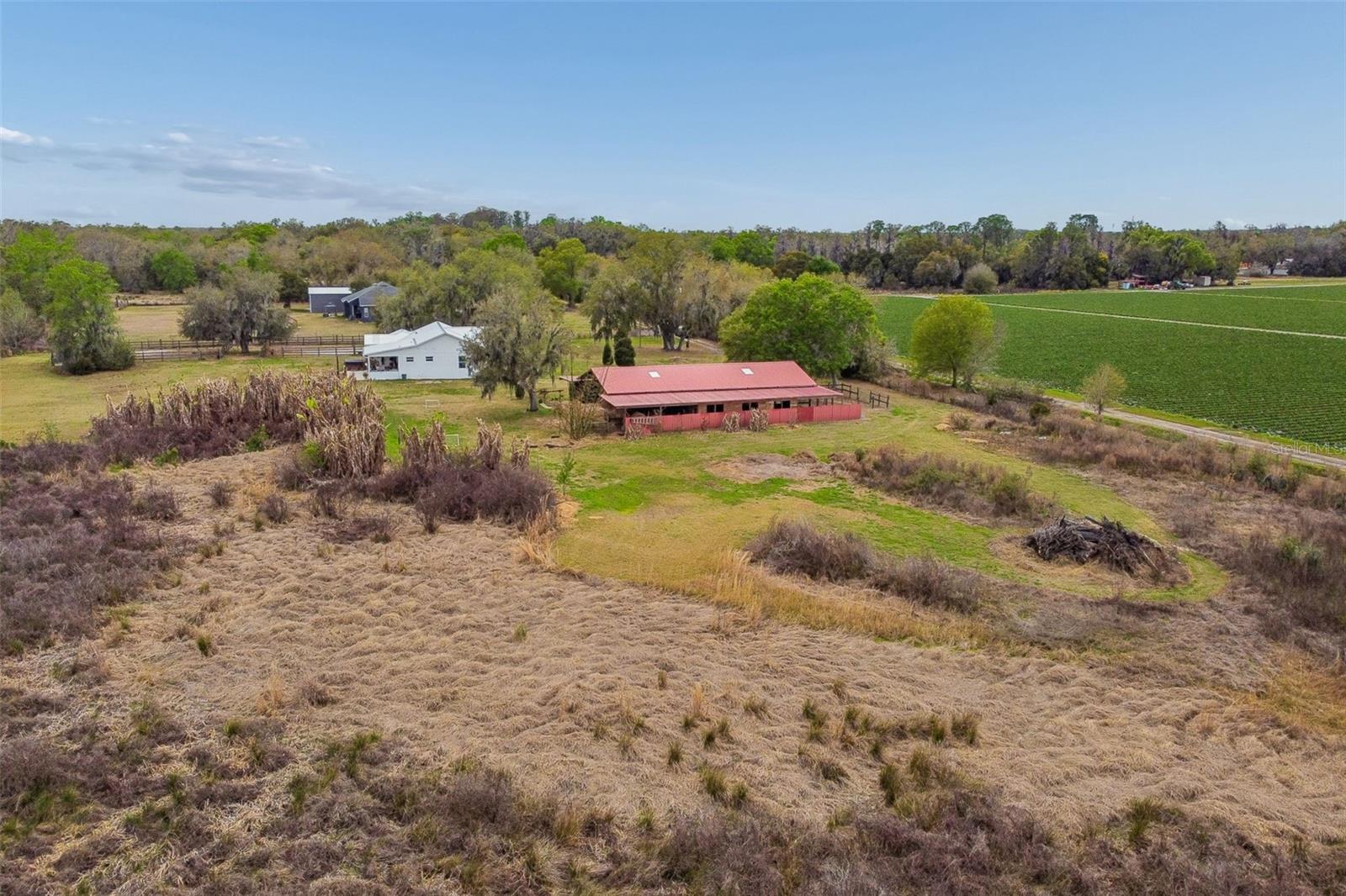 DORMANY COUNTRY ESTATES - Residential