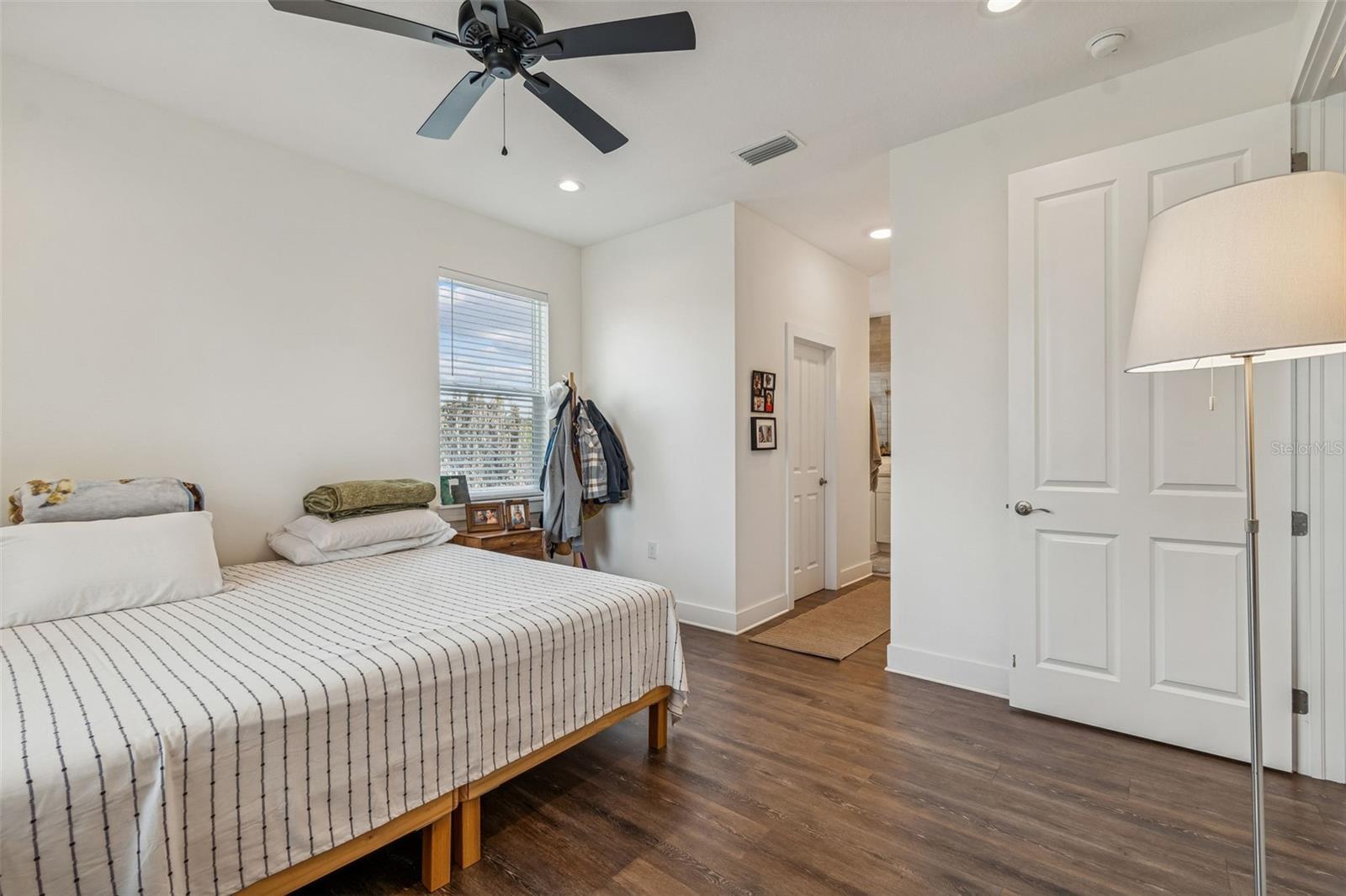 DORMANY COUNTRY ESTATES - Residential