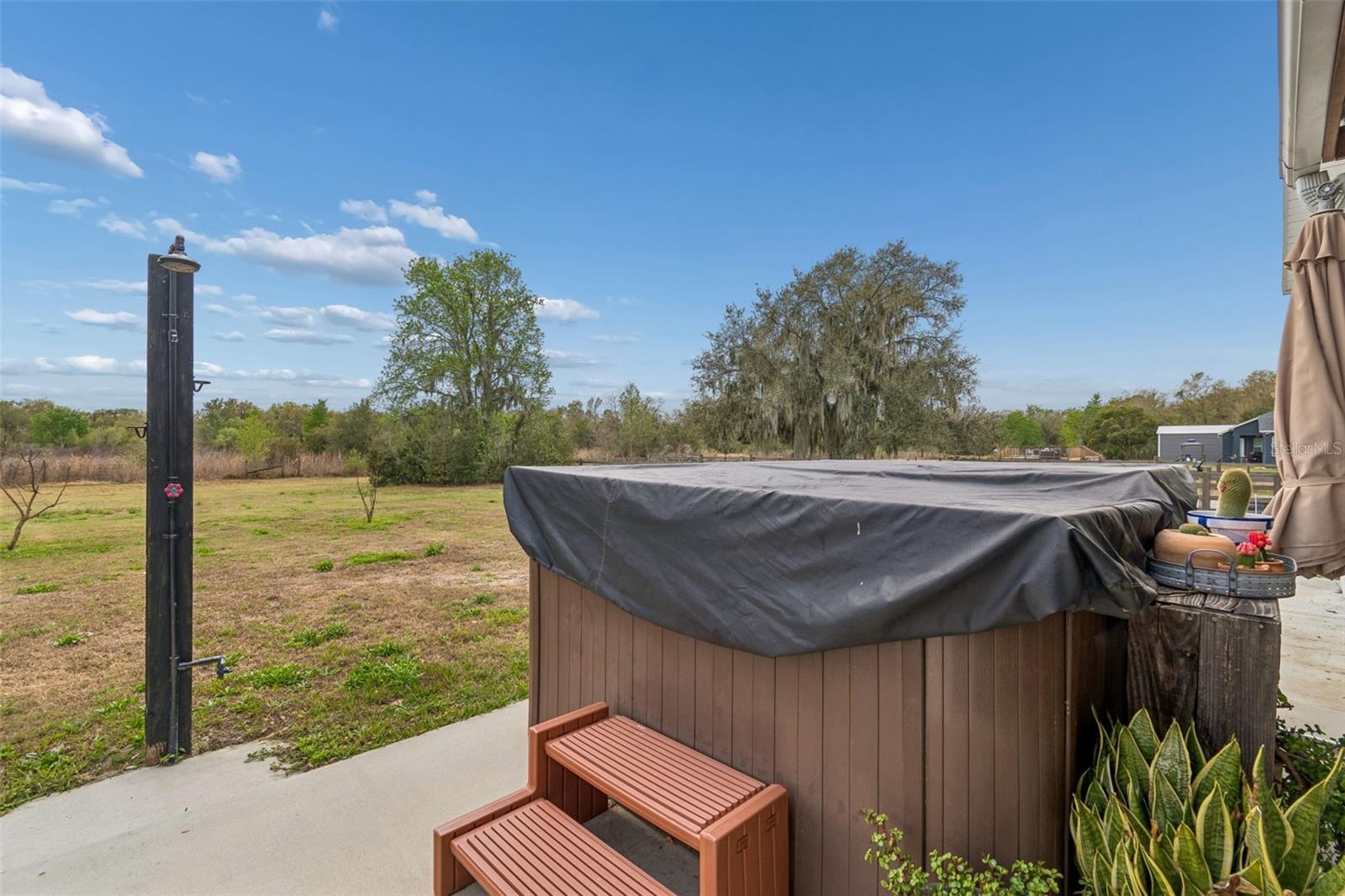 DORMANY COUNTRY ESTATES - Residential