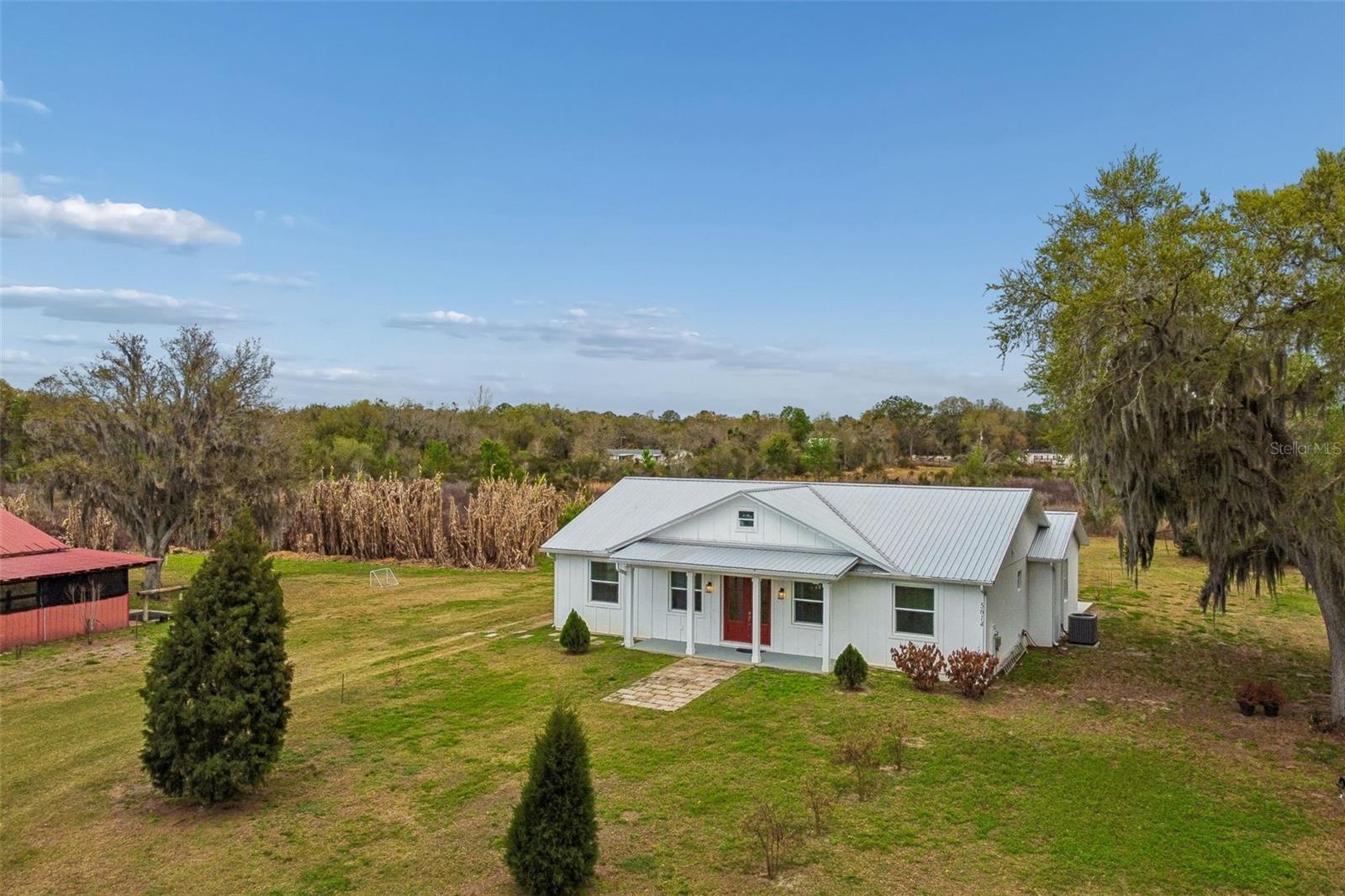 DORMANY COUNTRY ESTATES - Residential