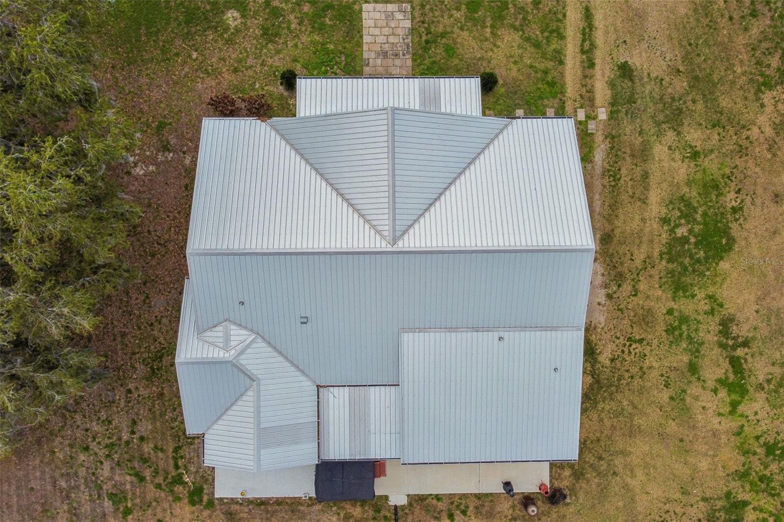 DORMANY COUNTRY ESTATES - Residential