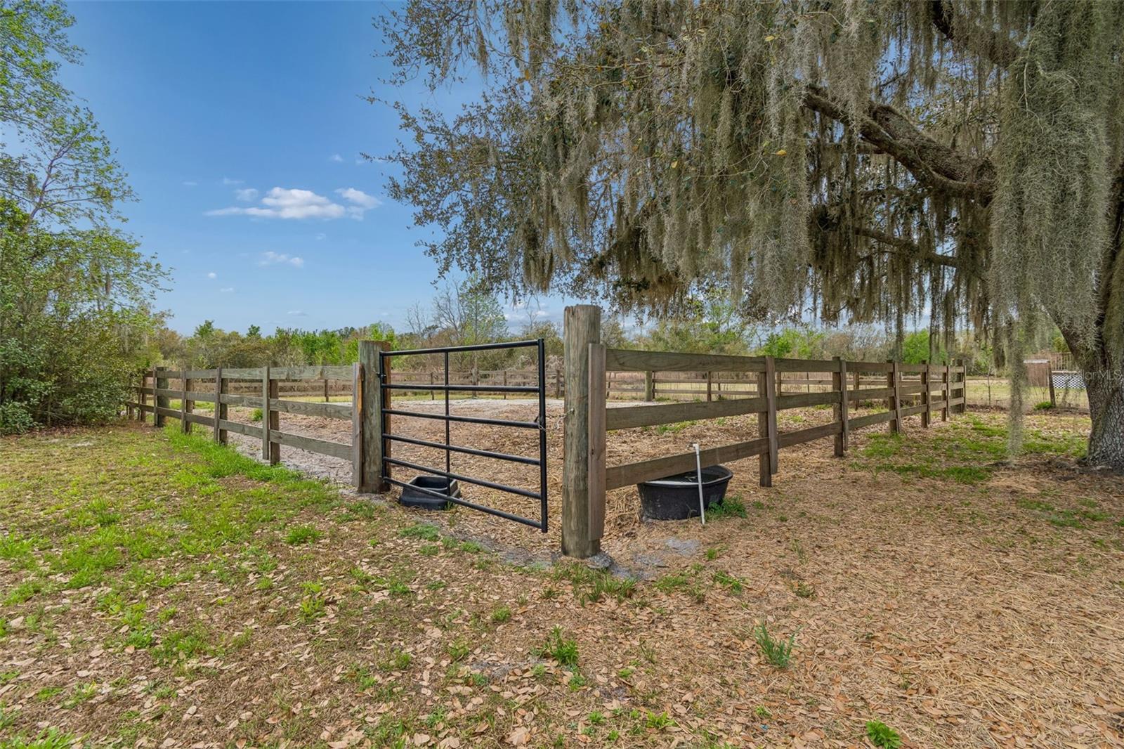 DORMANY COUNTRY ESTATES - Residential