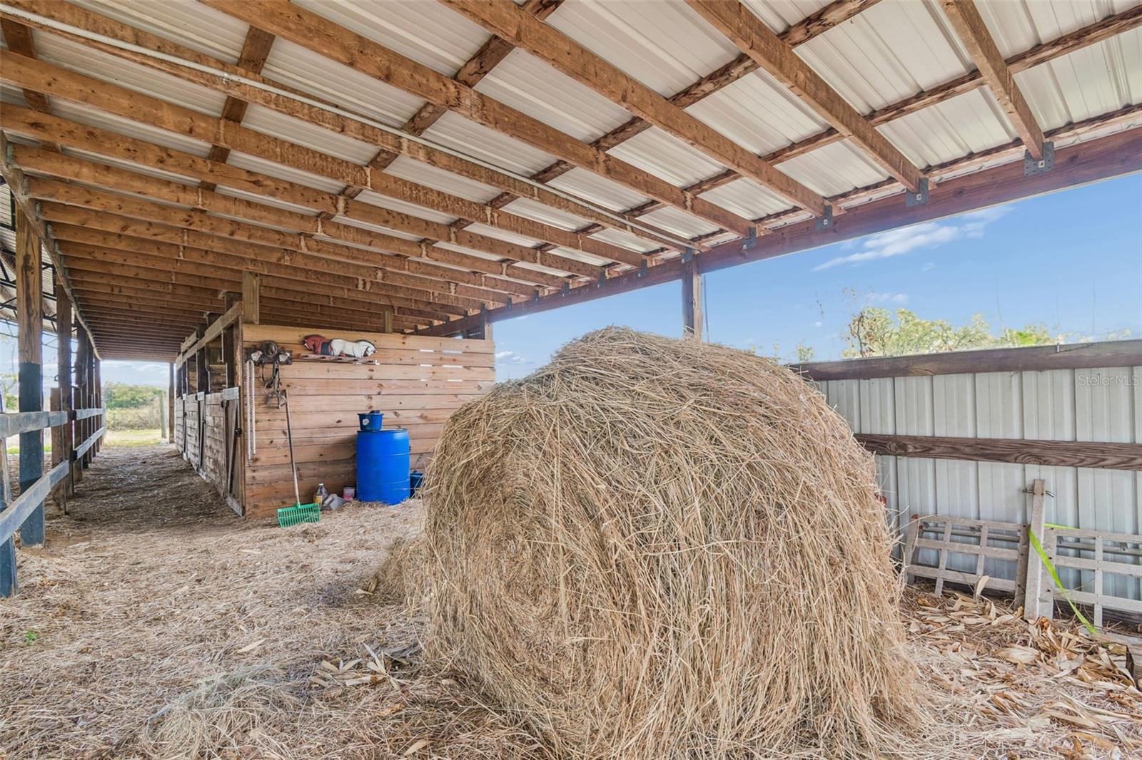 DORMANY COUNTRY ESTATES - Residential