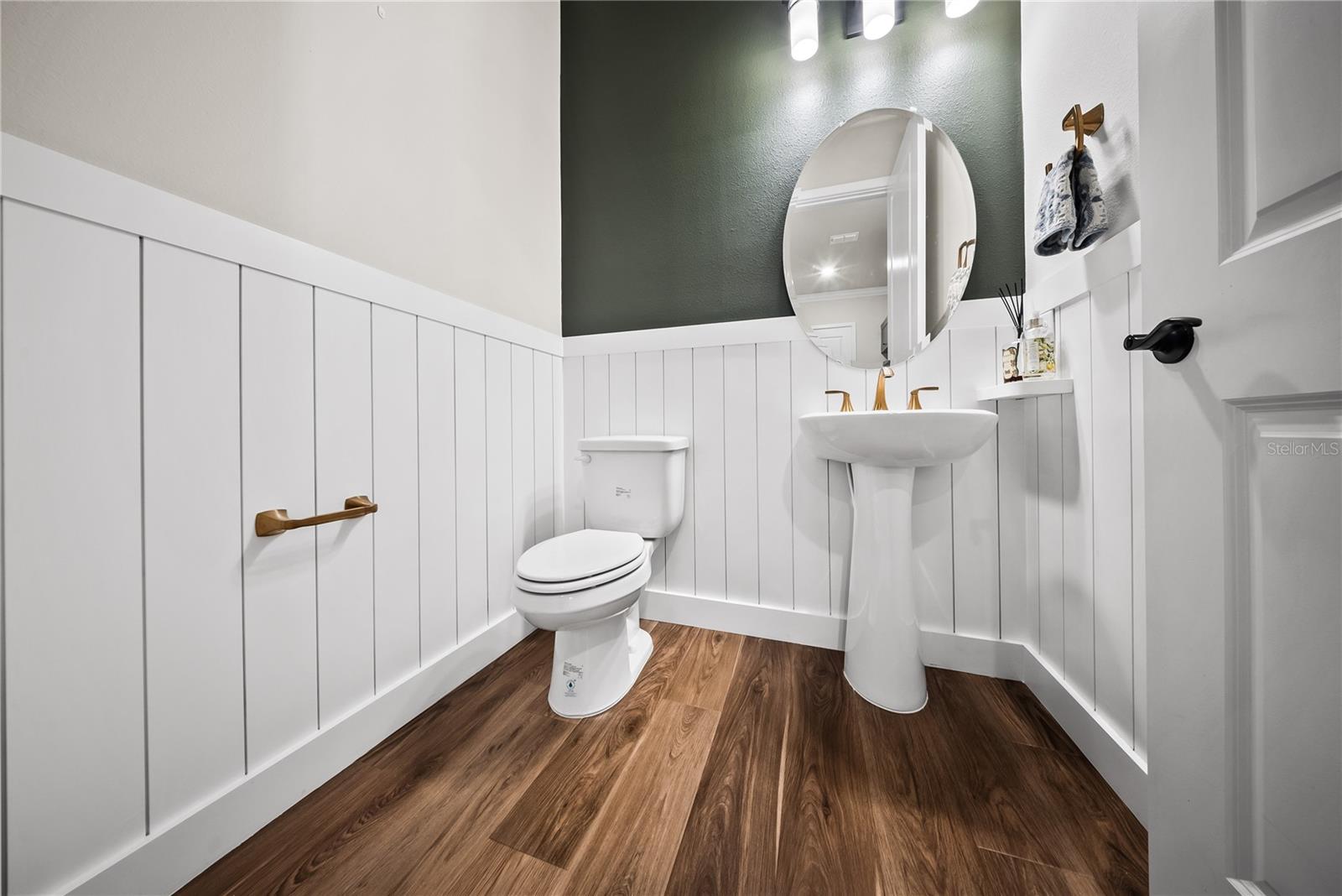 ISLES OF LAKE NONA - Residential