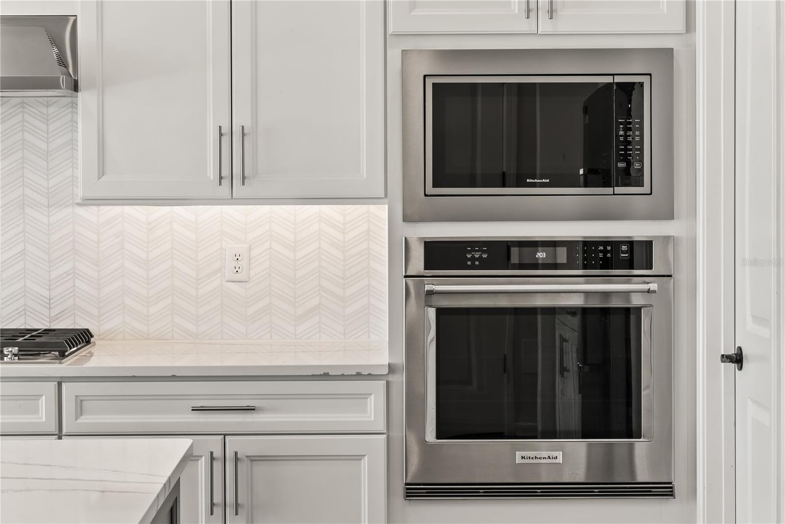 ISLES OF LAKE NONA - Residential