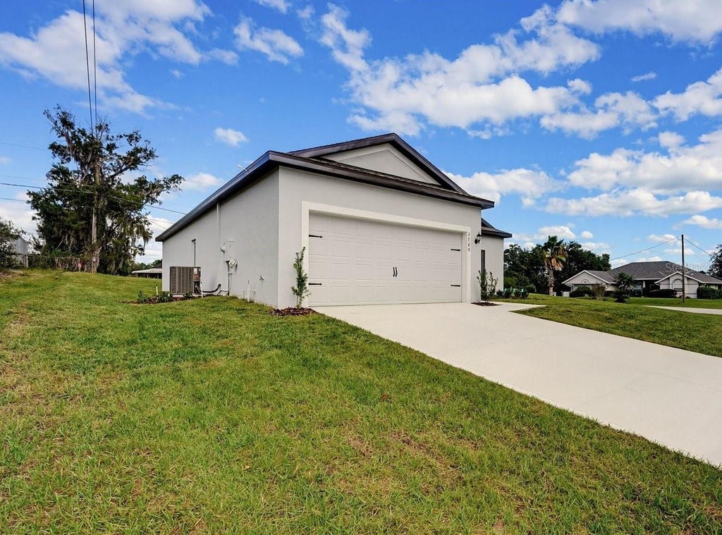 Photo of 2768 Fayson Circle, Deltona, FL 32738 (MLS # V4951965)