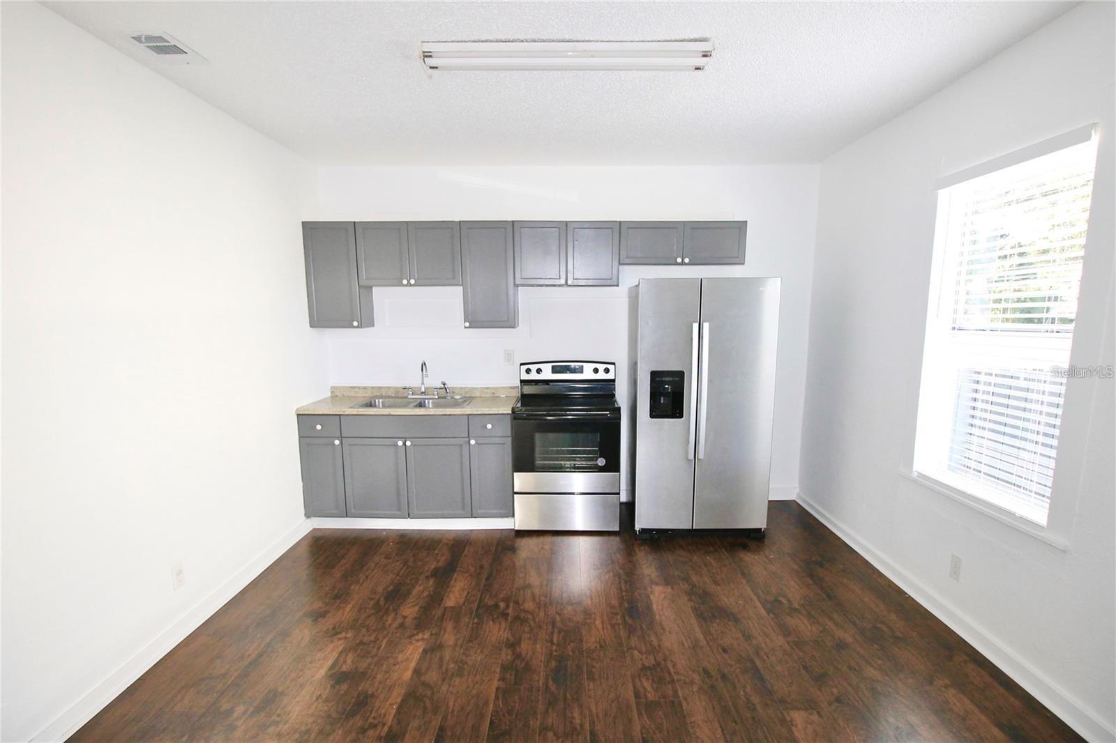 SCENIC HEIGHTS - Commercial Lease