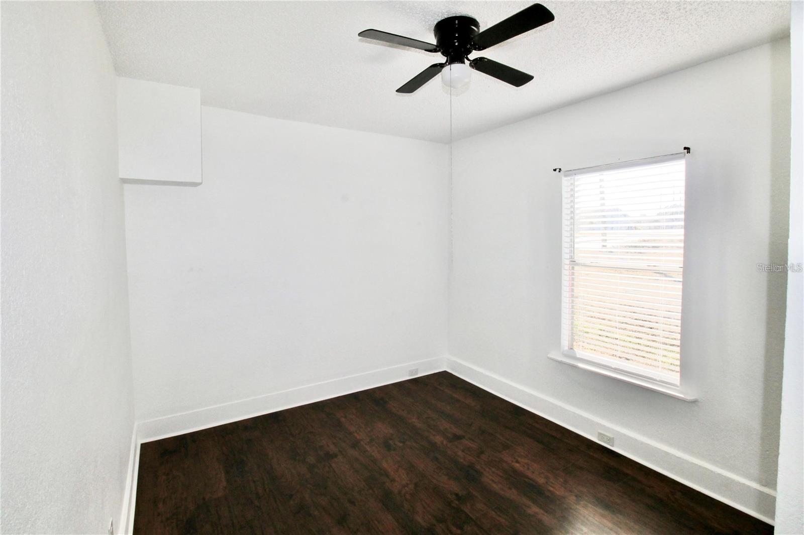 SCENIC HEIGHTS - Commercial Lease