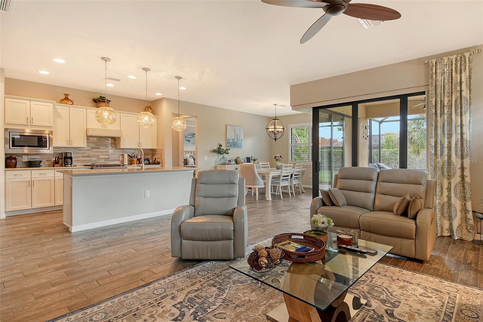 SANDHILL PRESERVE - Residential