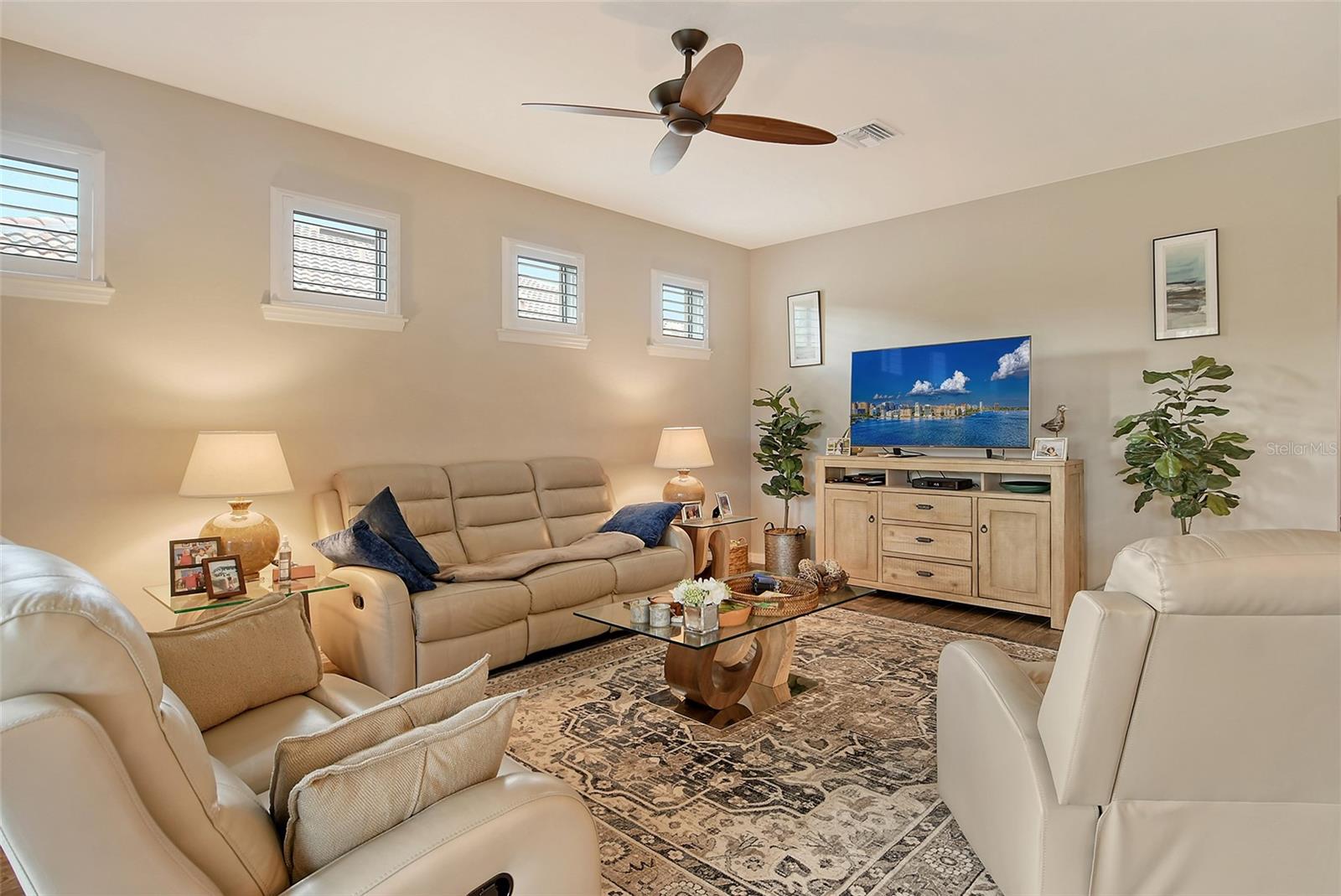 SANDHILL PRESERVE - Residential