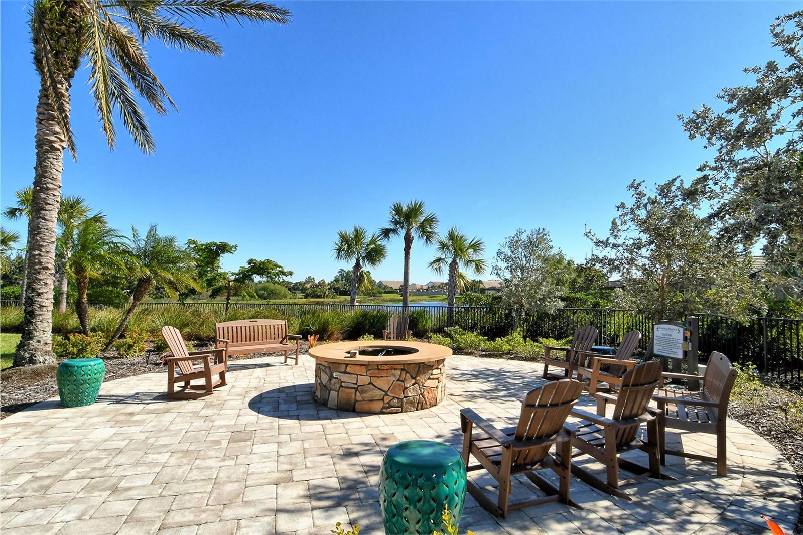 SANDHILL PRESERVE - Residential