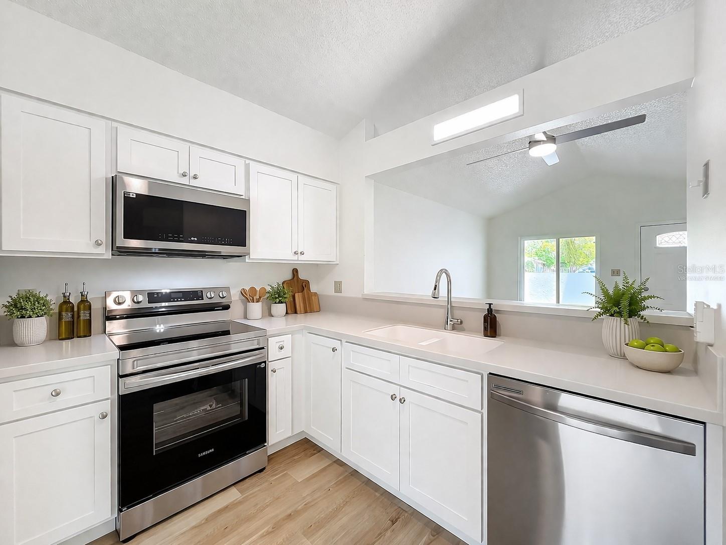 ARBOR WOODS - Residential