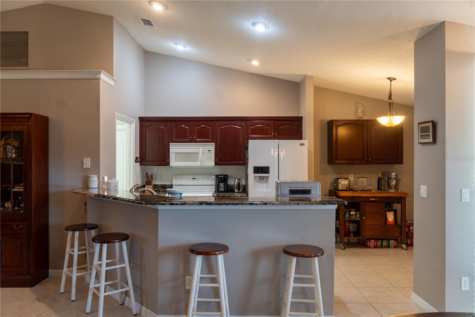 SAXON RIDGE - Residential