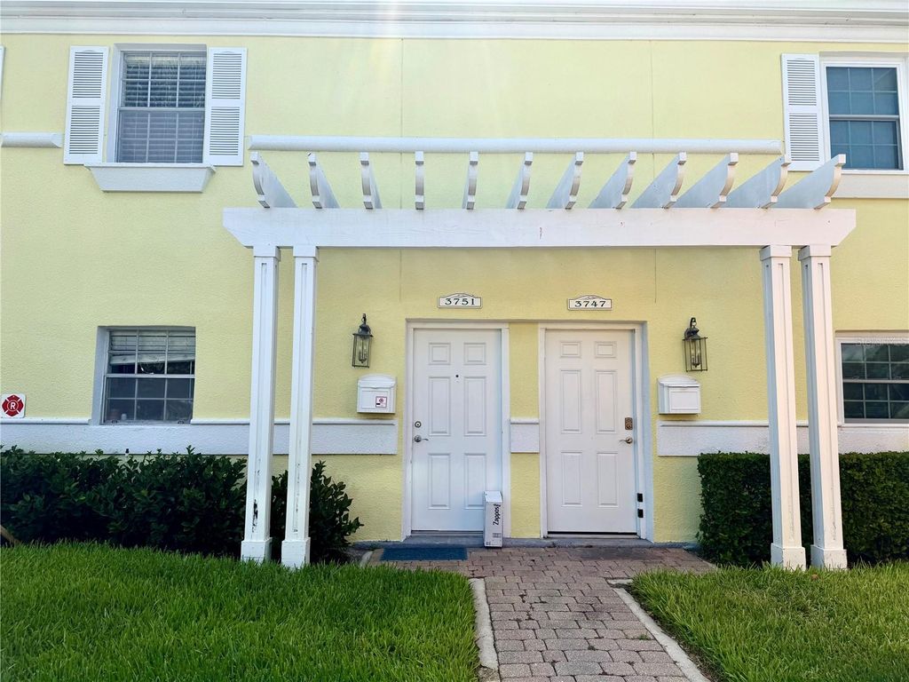 Photo of 3751 Pompano Drive SE #3751, St Petersburg, FL 33705 (MLS # OM726916)