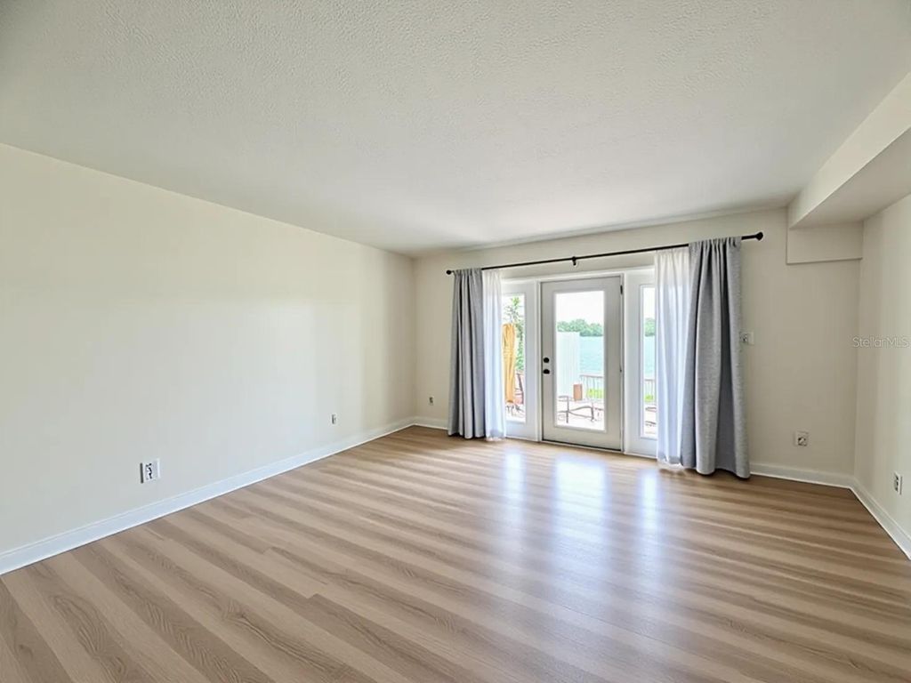 Photo of 3751 Pompano Drive SE #3751, St Petersburg, FL 33705 (MLS # OM726916)