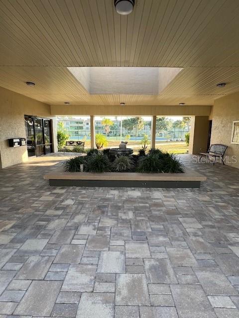 CAMBRIDGE HOUSE - Residential