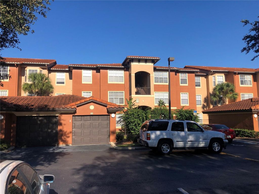 Photo of 5572 Metrowest Boulevard #5-105, Orlando, FL 32811 (MLS # O6355986)