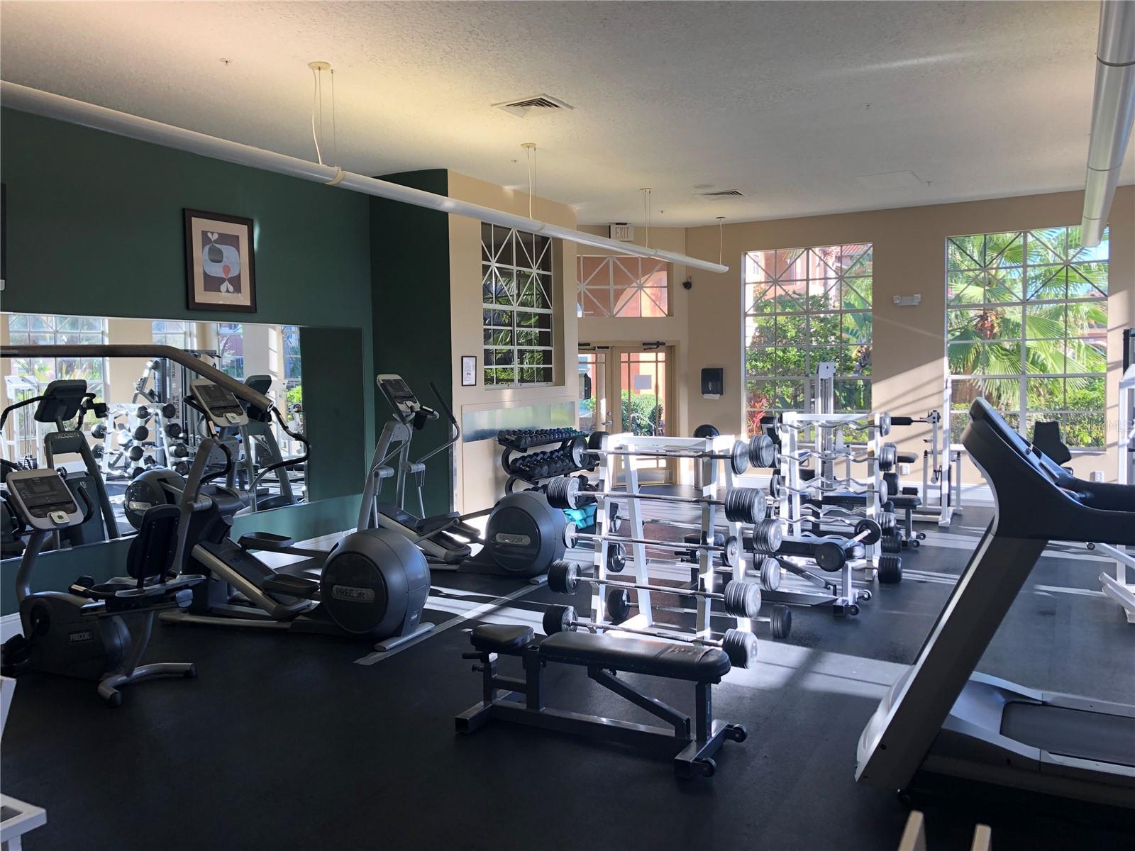 PALMS CLUB CONDO - Residential Lease