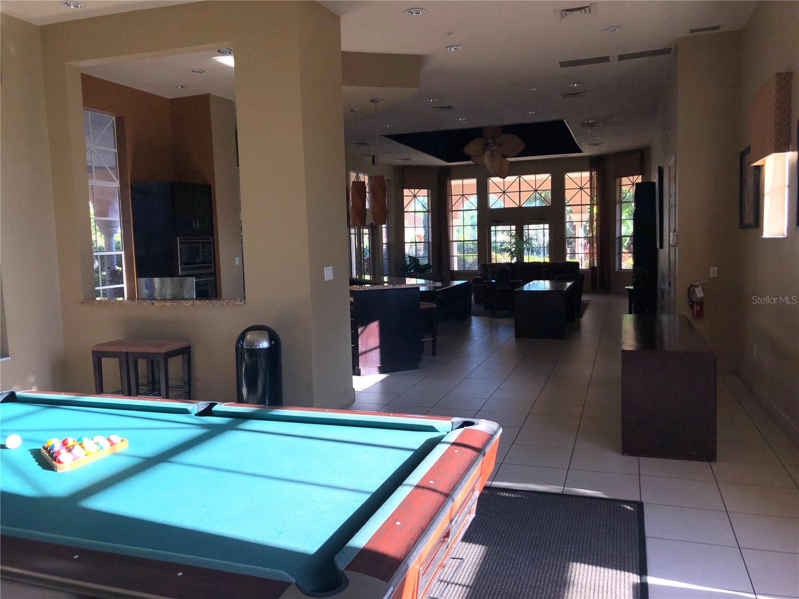 PALMS CLUB CONDO - Residential Lease