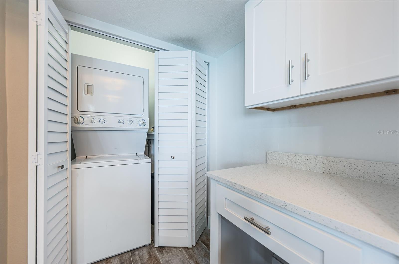 LA PUERTA DEL SOL CONDO - Residential