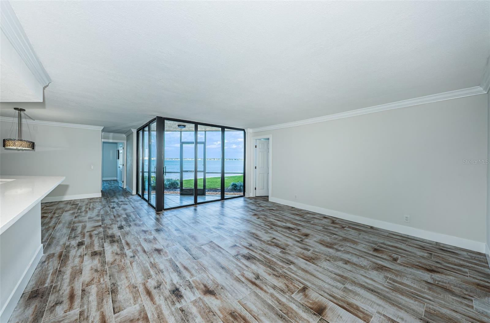 LA PUERTA DEL SOL CONDO - Residential