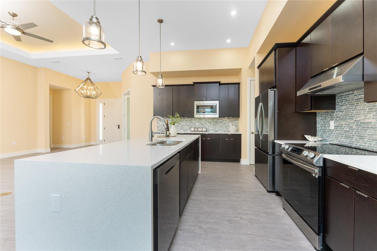 ROTONDA WEST LONG MEADOW - Residential