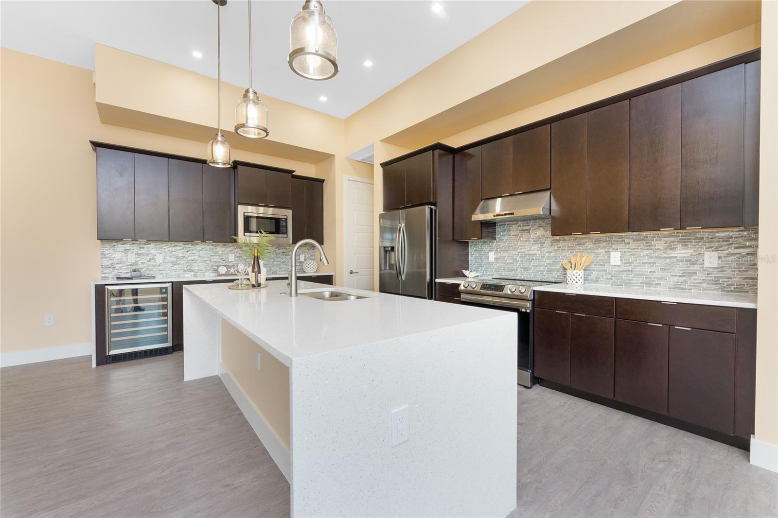 ROTONDA WEST LONG MEADOW - Residential