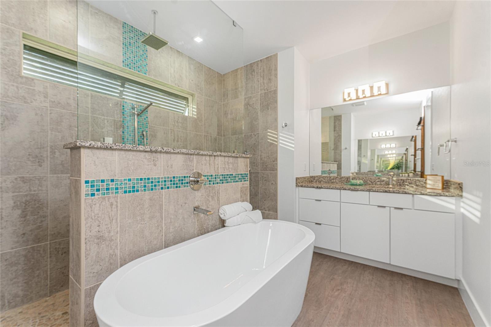 ROTONDA WEST LONG MEADOW - Residential