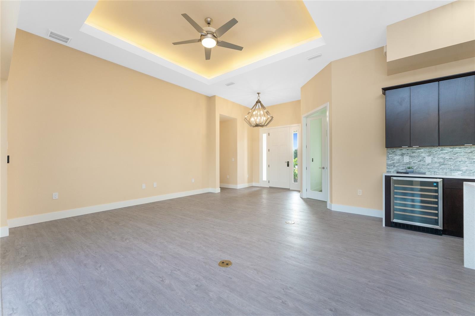 ROTONDA WEST LONG MEADOW - Residential