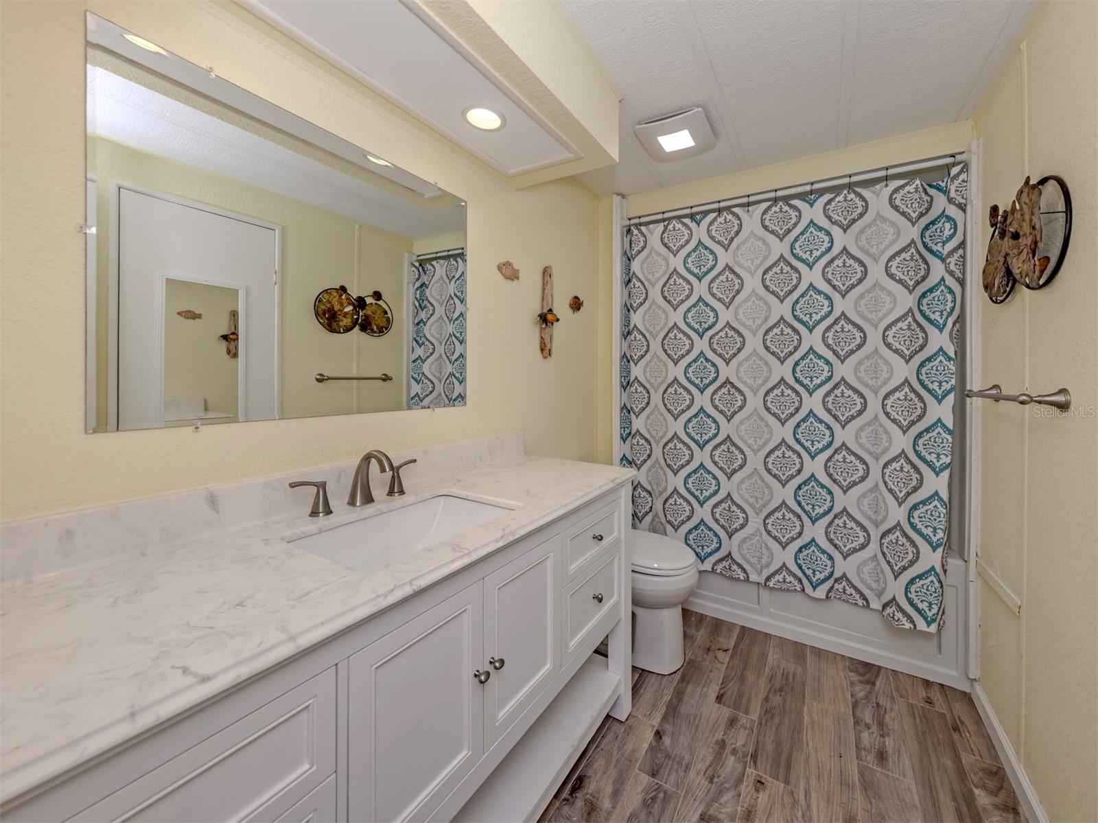 HARBOR ISLES I - Residential