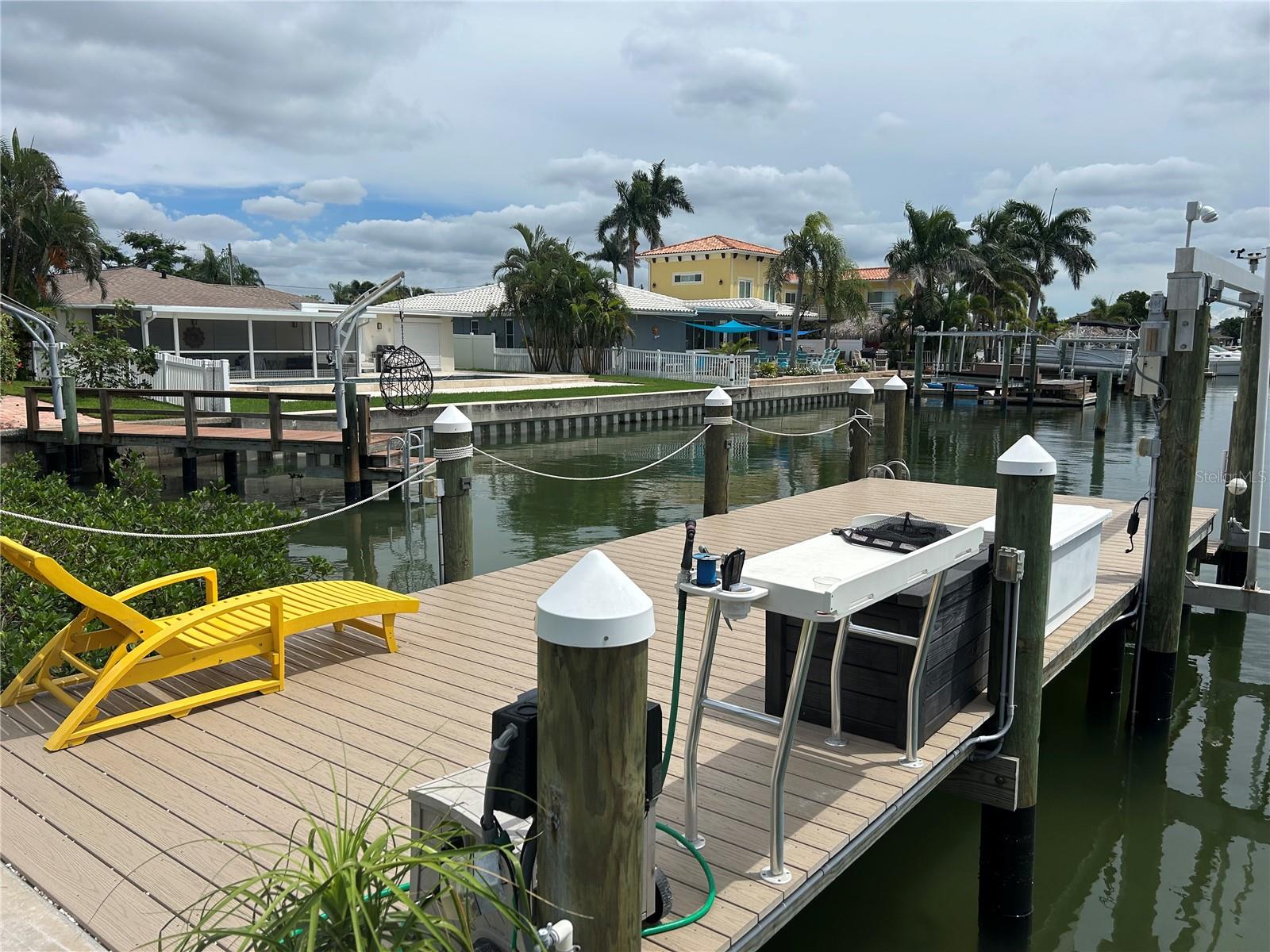 CAPRI ISLE SUB - Residential Lease