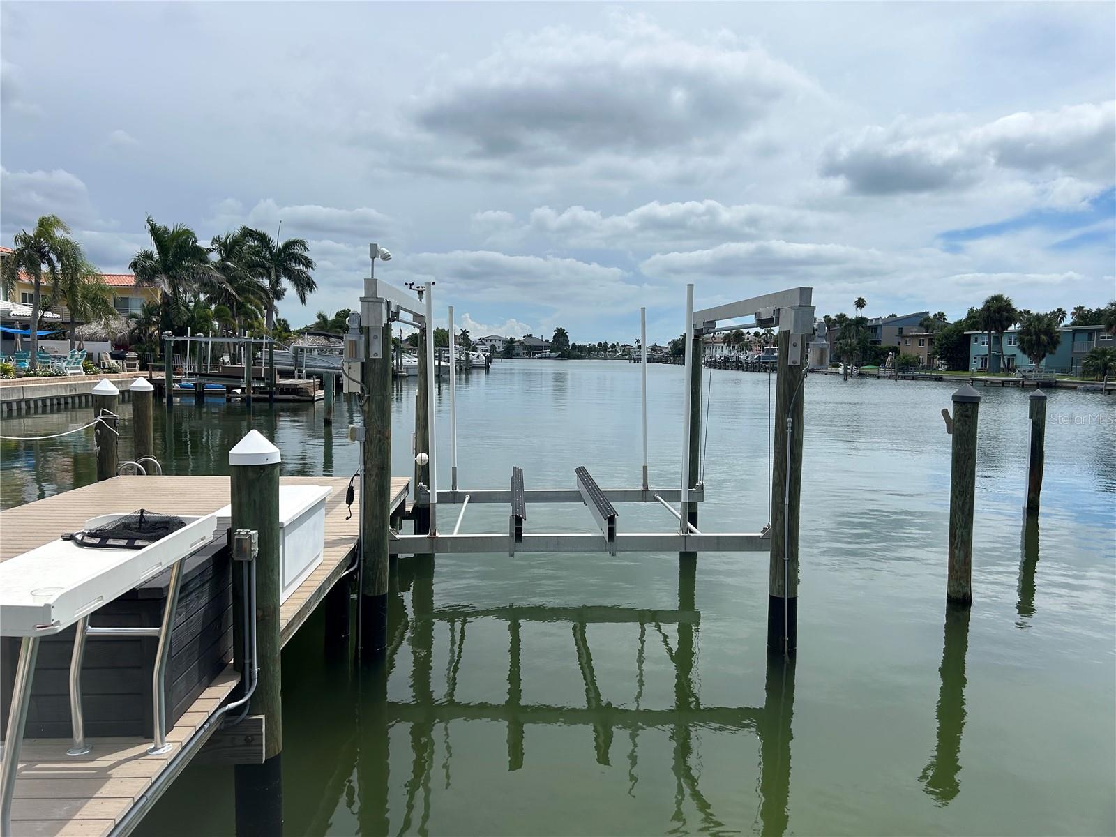 CAPRI ISLE SUB - Residential Lease