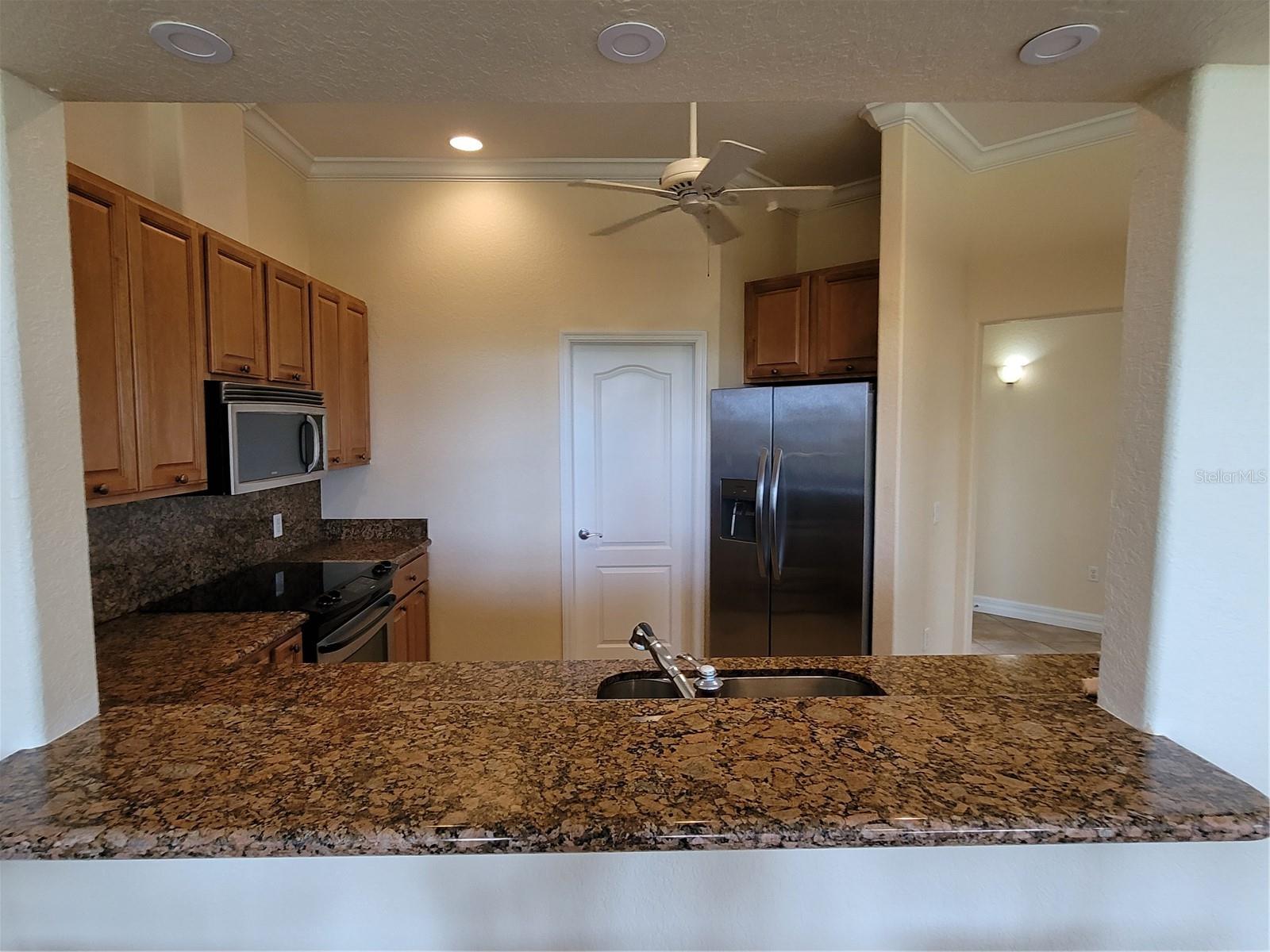 ALHAMBRA/LK MARLIN PH I - Residential Lease