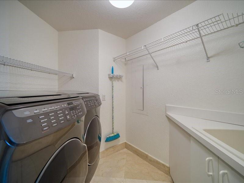 GRANDE ON SAND KEY CONDO - Residential