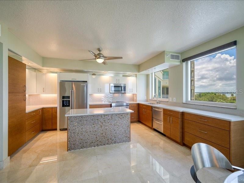 GRANDE ON SAND KEY CONDO - Residential