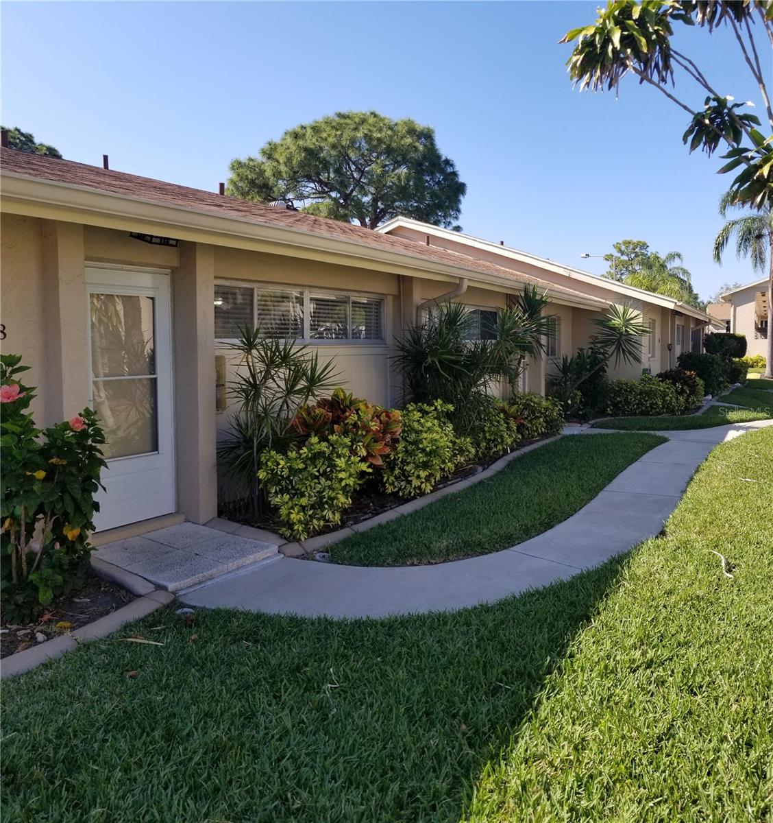Enjoy this well-equipped comfortable villa for long or short term. Centrally located close to Siesta Key, Gulf Gate, Downtown, with all Sarasota has to offer. Escape the cold and enjoy the community pool or America's #1 Beach right here in Sarasota. Settle into this newly remodeled furnished villa for a long or short-term stay, it features two queen size beds, a washer/dryer, three smart TVs, HD cable with Wi-Fi, Cibor TV box for international channels, and every appliance, fixture, and houseware is all new! Coffee or cocktails at the extended kitchen granite counter or take them outside to the private screened lanai. The master bath has a walk-in shower, and the second bath has a tub. April is considered a seasonal month at a reduced rate of $3000. For a long-term lease or off season, electricity and Wi-Fi is not included. Call for availability.
