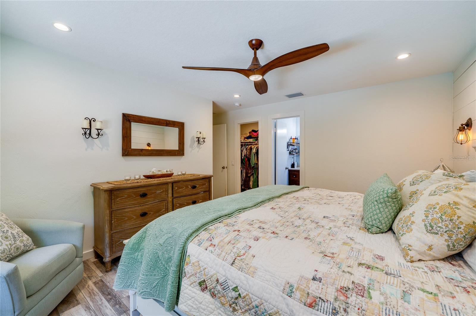 WOODMERE SOUTH UNIT 01 - Residential