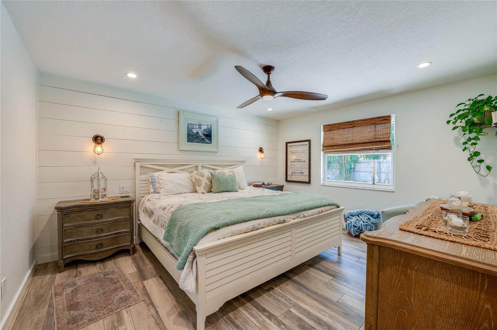 WOODMERE SOUTH UNIT 01 - Residential